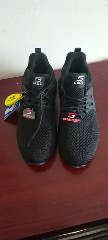 GADZ Brand new black men's sports shoes 42size