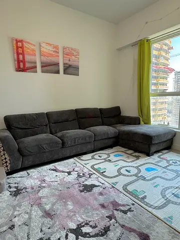 Sofa for 100 aed