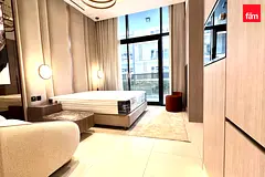 Premium Finishes I Fully Furnished l Metro