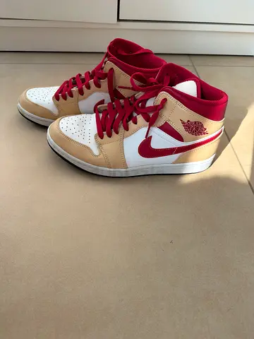 Nike Air Jordan 1 High sneakers