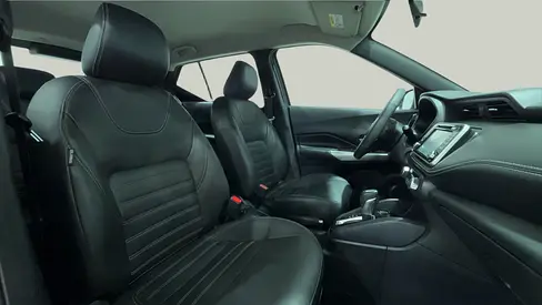 2020 Nissan KICKS photo 6
