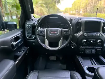 صورة 14 لـ 2023 GMC SIERRA