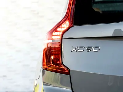 2024 Volvo XC90 — фото 8