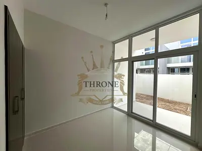 Spacious Family Home | Well Maintained | Vacant