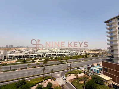 Stylish 1BR | Villa View | Vacant | High ROI