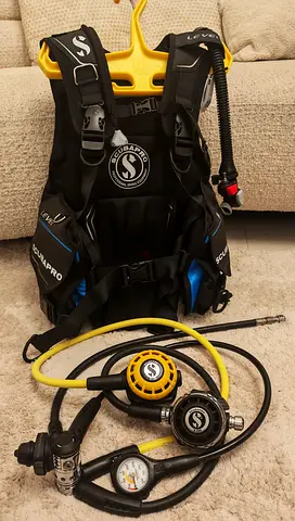 Scubapro Level BCD and Regulator Set