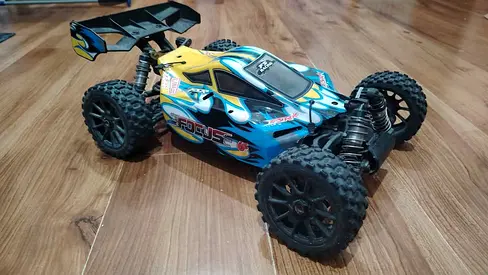 FSR FOCUS HOBBYWING SYSTEM 6S 1/8 4X4 RC CAR
