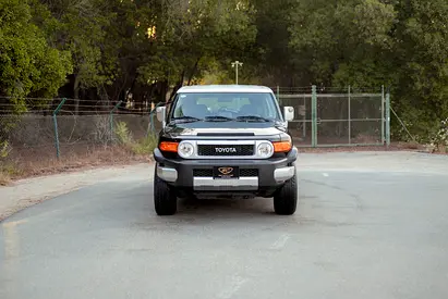 صورة 6 لـ 2023 Toyota FJ CRUISER