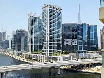 Vacant 1BR | Canal & Burj Khalifa Views| Furnished