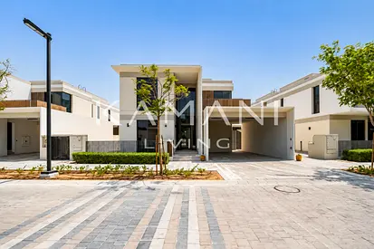 Vacant Now | Landscaped | Closed Kitchen