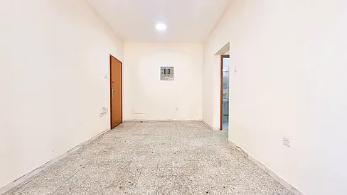 Executive Bachlores 1 b/r with Balcony