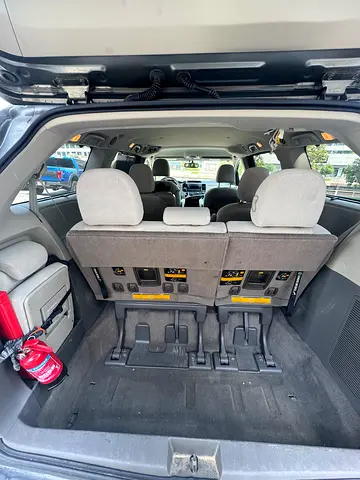 صورة 6 لـ 2012 Toyota SIENNA