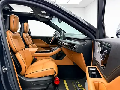 صورة 9 لـ 2021 Lincoln AVIATOR