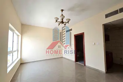 Vacant / Studio Apartment/ Opposite Sahara Centre/ Easy Exit / Family-Friendly