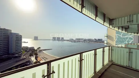 Fancy Living | Beach Access | Balcony | Vacant
