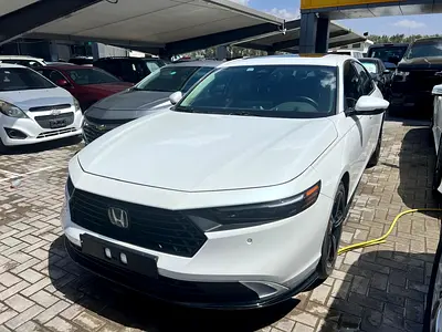 Honda Accord Clarity Hybrid 2023 | GCC Specs | Low Mileage | Excellent Condition
