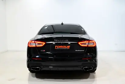 2017 Maserati QUATTROPORTE photo 5