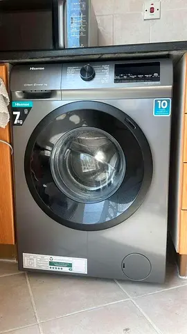 Hisense 7kg Front Load Washing Machine Silver
