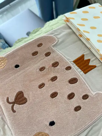 Pure cotton luxury hooded embroidered Towel