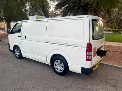 2015 Toyota HIACE — фото 7