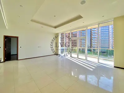 Bright & Well-Maintained 1 Br | Ocean View | Vacant