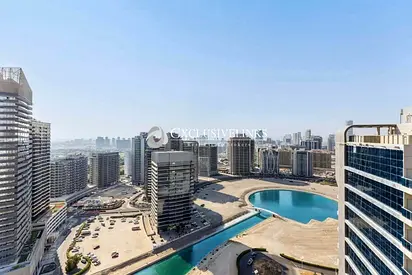 Corner Unit | Large Layout | Furnished