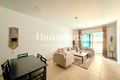 Large Layout | Vacant | Close to Tram