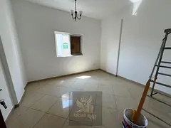An excellent apartment for rent in the Al-Musalla area of Sharjah. It boasts a prime, vibrant