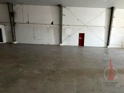 VACANT | AVAILABLE IMMEDIATELY | WAREHOUSE