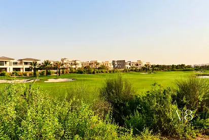 Corner Plot | Backing Green Area | DDA: B+G+1+R