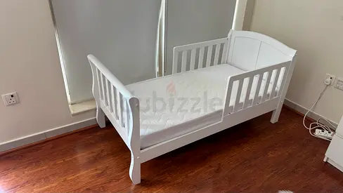 Kids Bed, comes with mattress