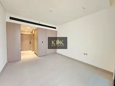 Brand new Studio| Unfurnished | Vacant