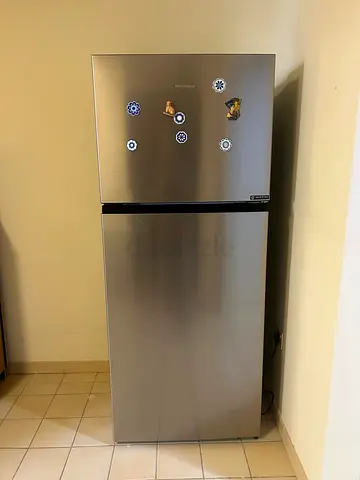 Hisense double door top freezer excellent condition