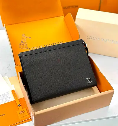 LV Style Black Clutch – Master Copy
