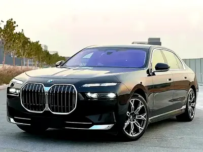 BMW 7 Series 735 2025 GCC specs