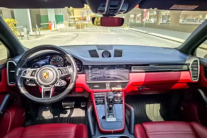 صورة 9 لـ 2019 Porsche CAYENNE