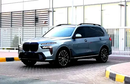 BMW X7 40 2023 GCC specs