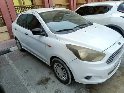 2016 FORD FIGO 照片 4