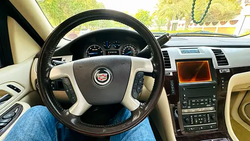صورة 8 لـ 2008 Cadillac ESCALADE
