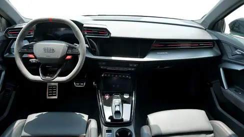 2025 AUDI RS3 照片 7