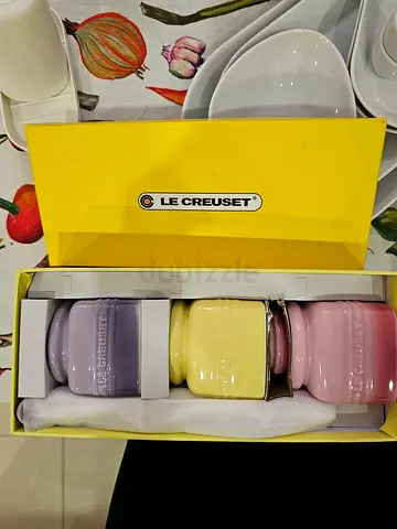Le Creuset seasoning set