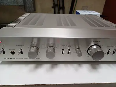 Pioneer A-2050 Amplifier
