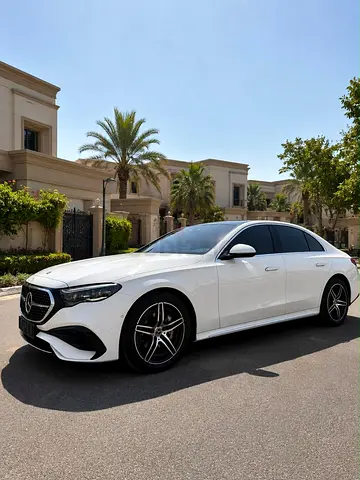 Mercedes-Benz E 300 4MATIC AMG Fully loaded