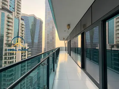 Canal View | Bright & Spacious | Metro Access