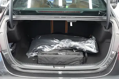 صورة مصغرة 19 لـ 2026 Mercedes-BENZ E-CLASS