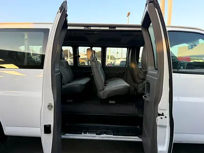 2020 Chevrolet EXPRESS — фото 18