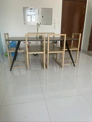6 seater Oak wood dining table