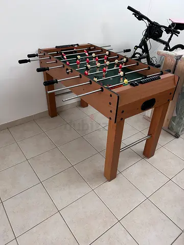 FOOSE BALL