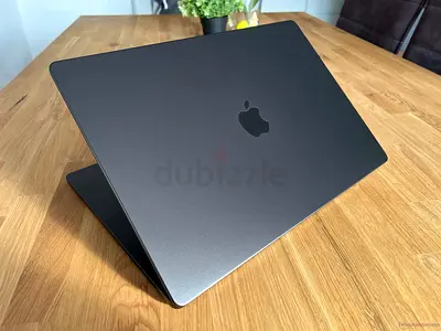 MacBook Pro 16” M2 Max 38 Core GPU