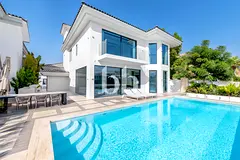 Motivated Seller | Upgraded villa | Luxury Villa